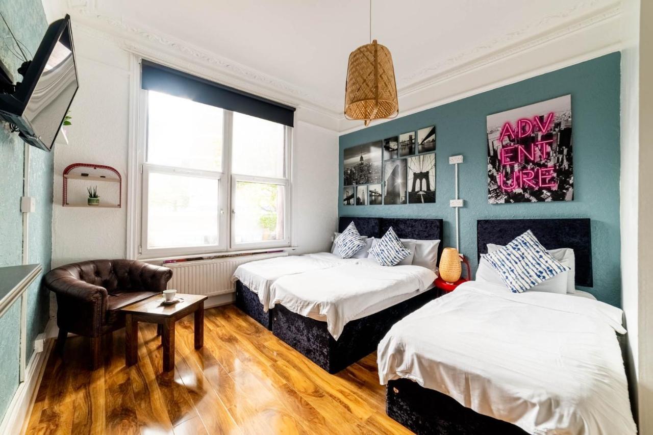 Book A Bed Hostels Лондон Экстерьер фото