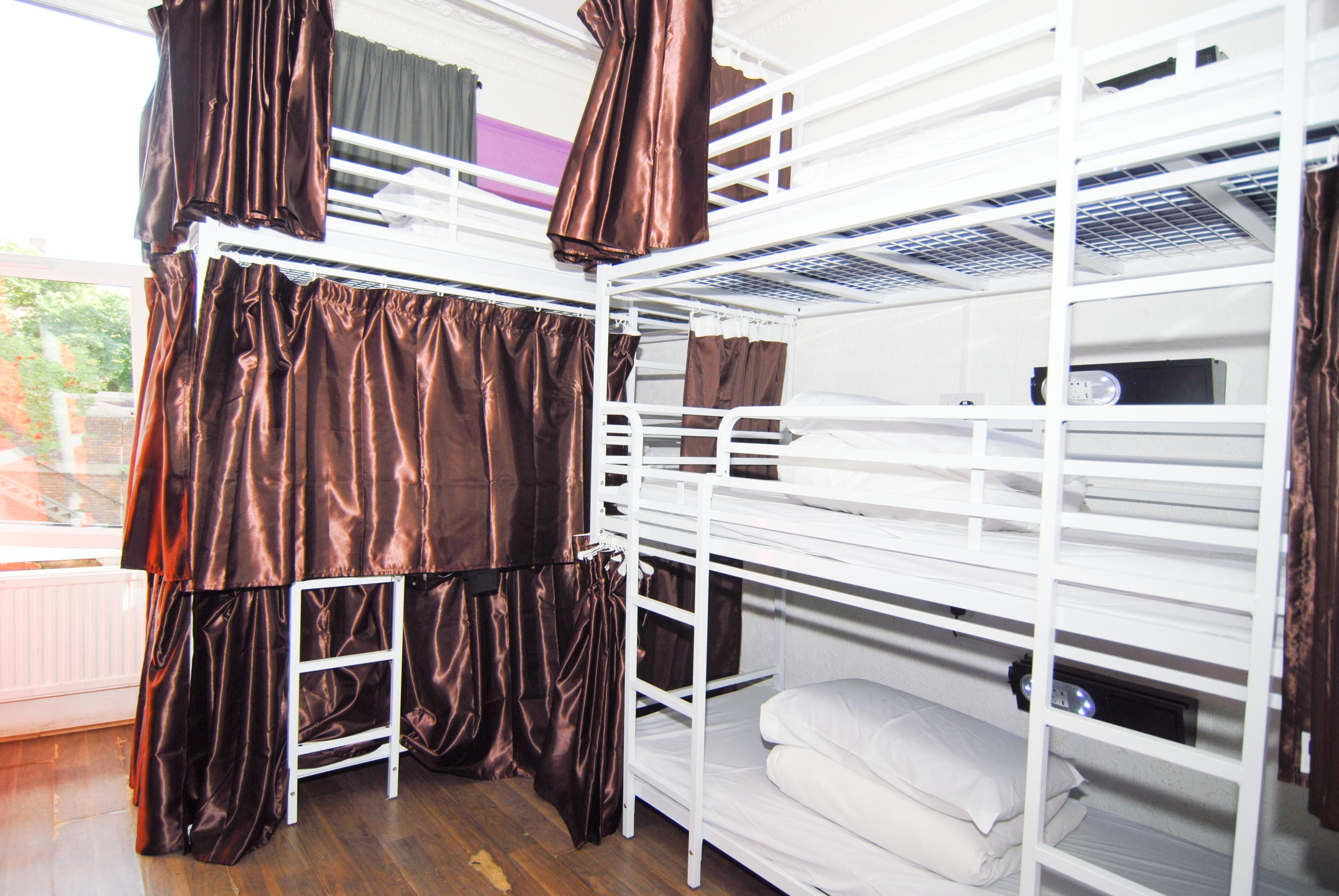 Book A Bed Hostels Лондон Экстерьер фото