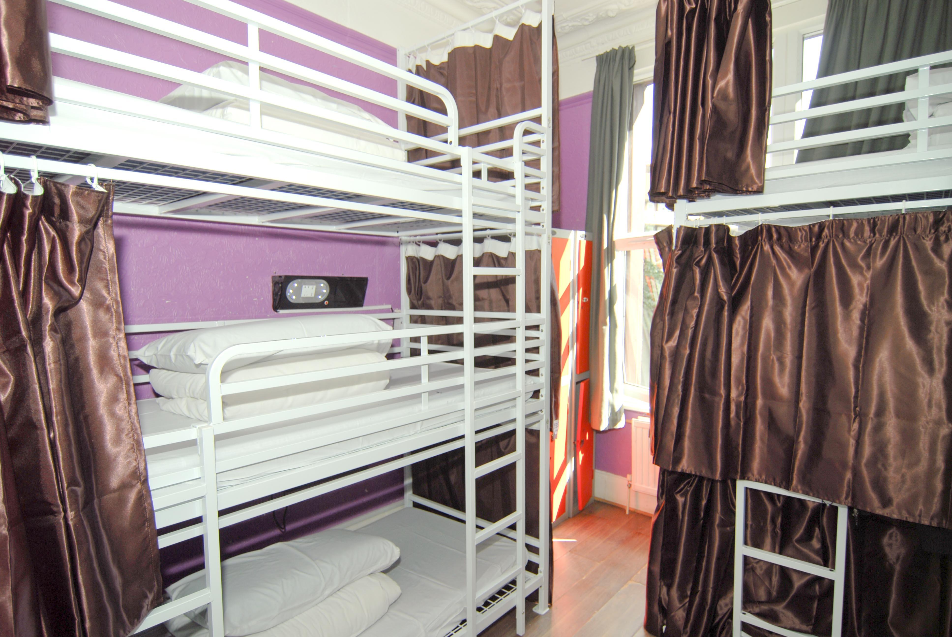 Book A Bed Hostels Лондон Экстерьер фото