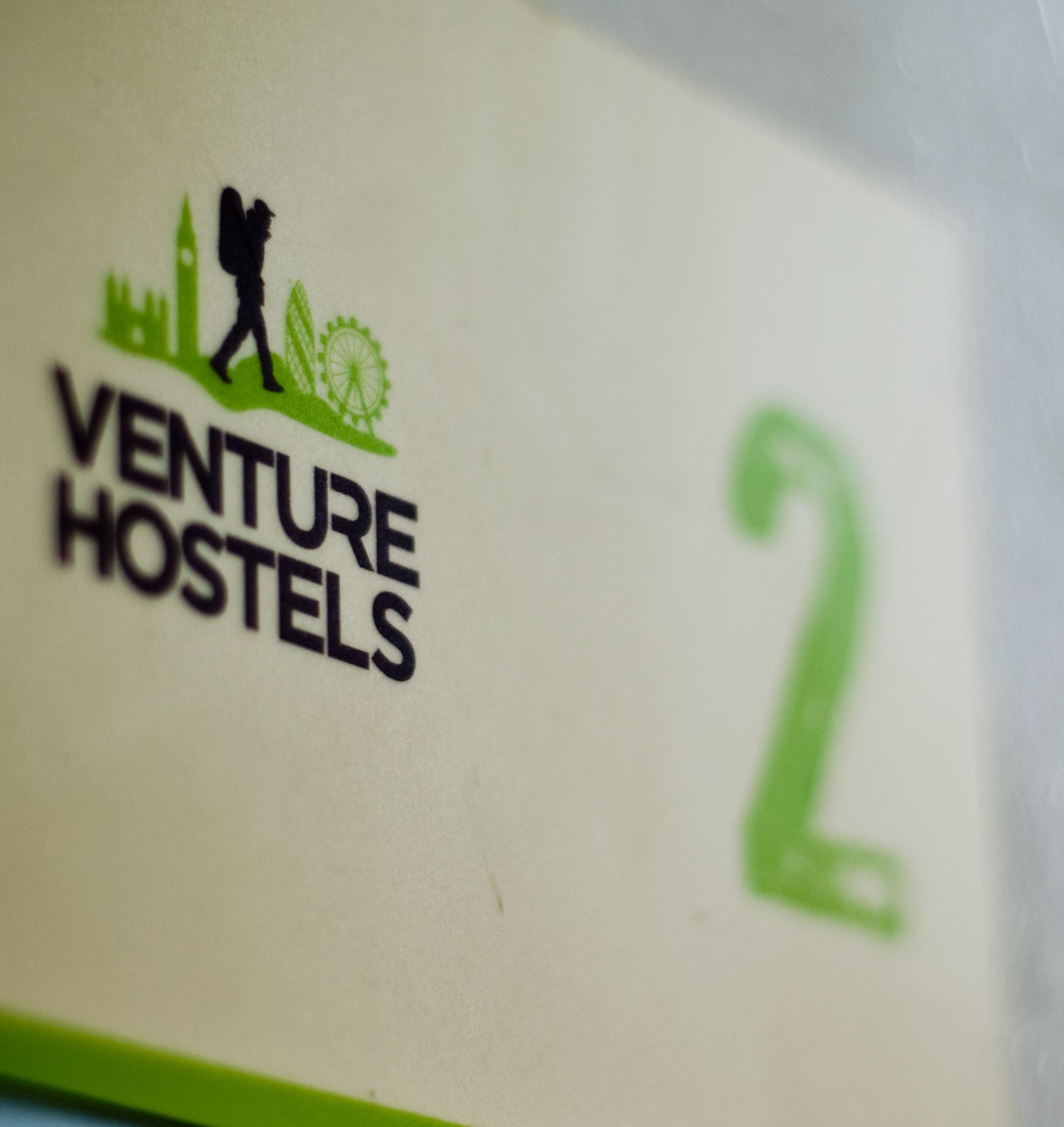 Book A Bed Hostels Лондон Экстерьер фото