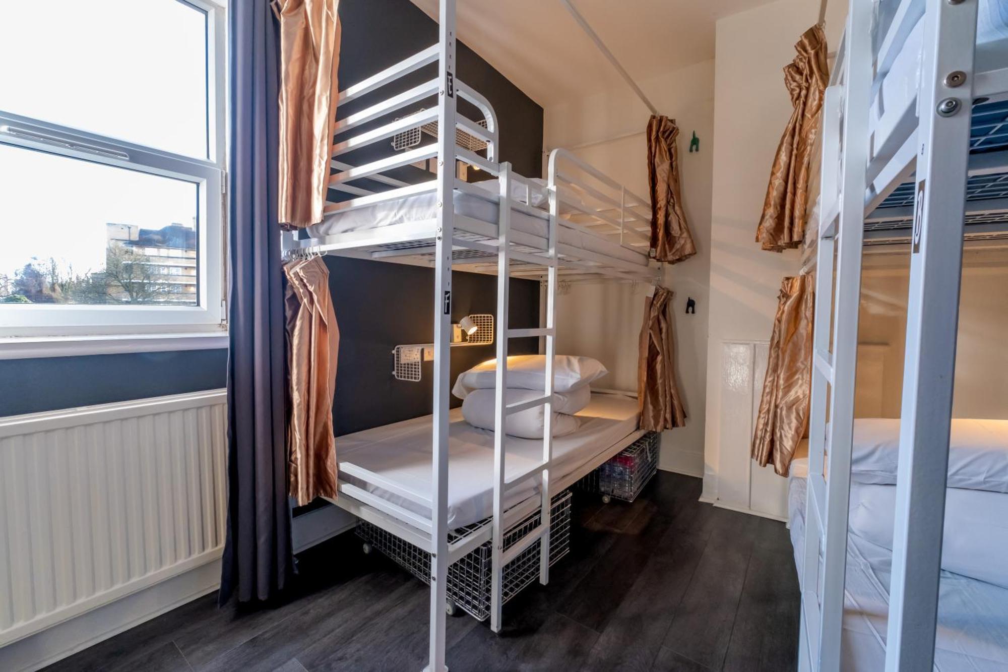 Book A Bed Hostels Лондон Экстерьер фото